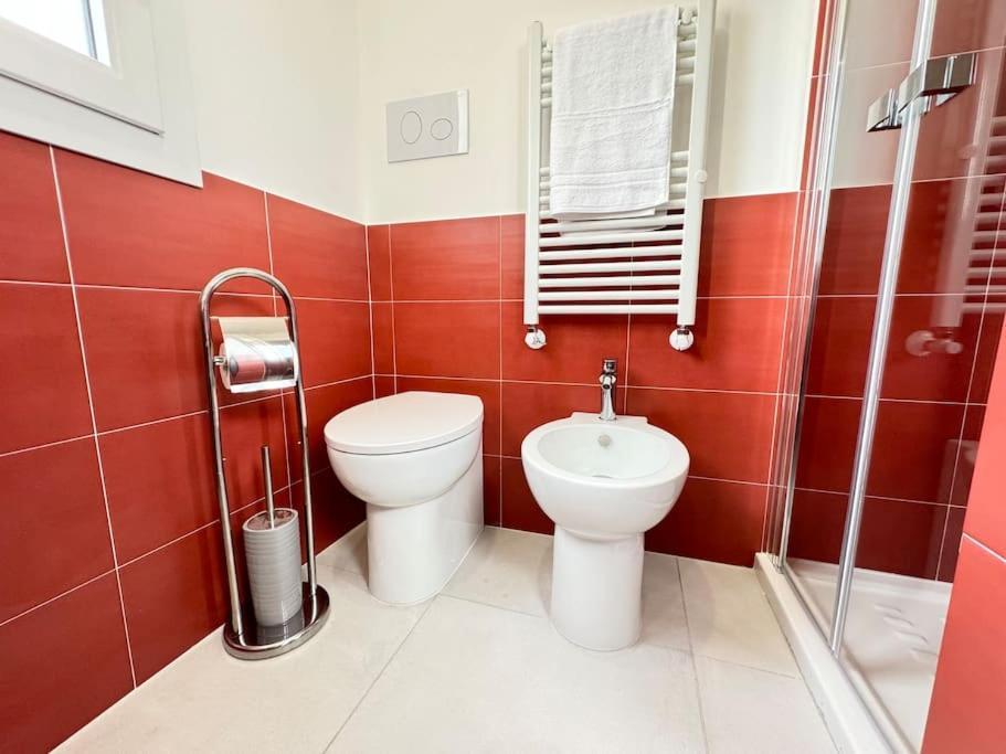 Attico Magnificent Wi-fi/free Parking Apartamento *