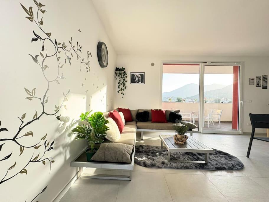 Apartamento Attico Magnificent Wi-fi/free Parking *